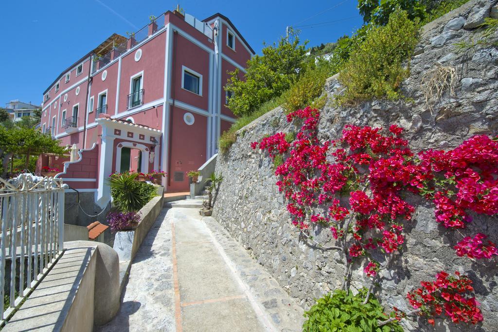 Palazzo Rocco Villa Sunshining In Love Praiano Exterior foto